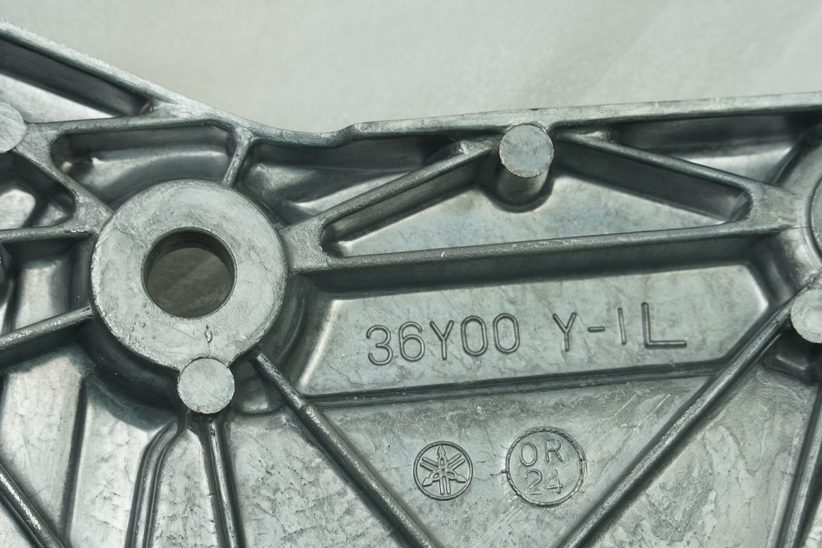 Yamaha FJ 1200 1100 Fußrastenplatte links Halter Fußraste Fußrastenträger NEU