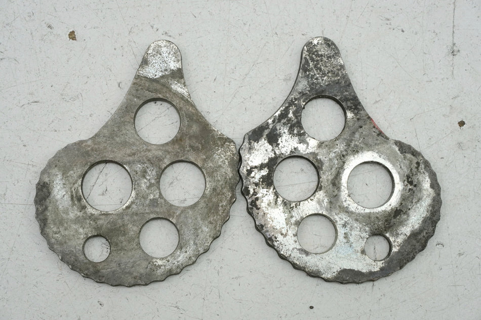 YAMAHA SR 125 10F Kettenspanner für Schwinge