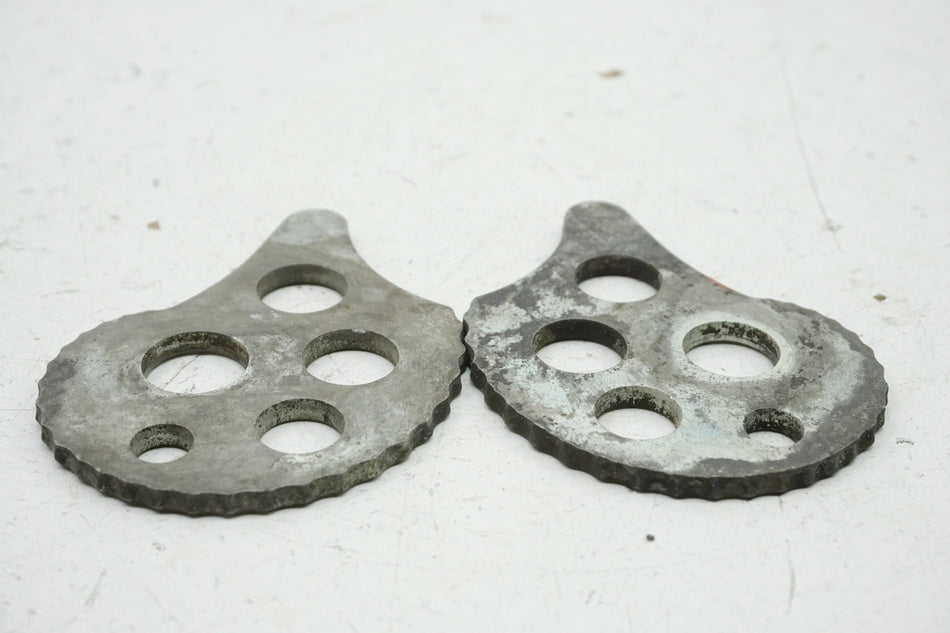 YAMAHA SR 125 10F Kettenspanner für Schwinge