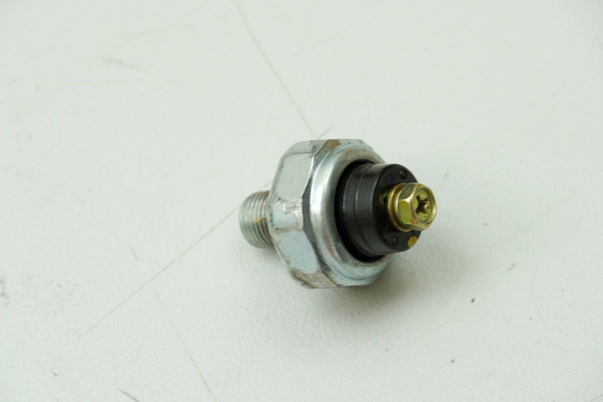 HONDA CBR 1100 XX SC35 Interruptor de presión de aceite (para motor)