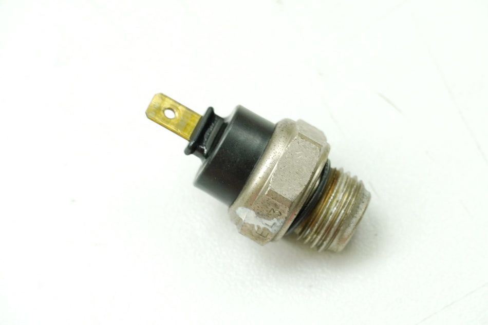 HONDA CBR 1100 XX SC35 Termocontacto para ventilador del radiador 37760-MT2-003