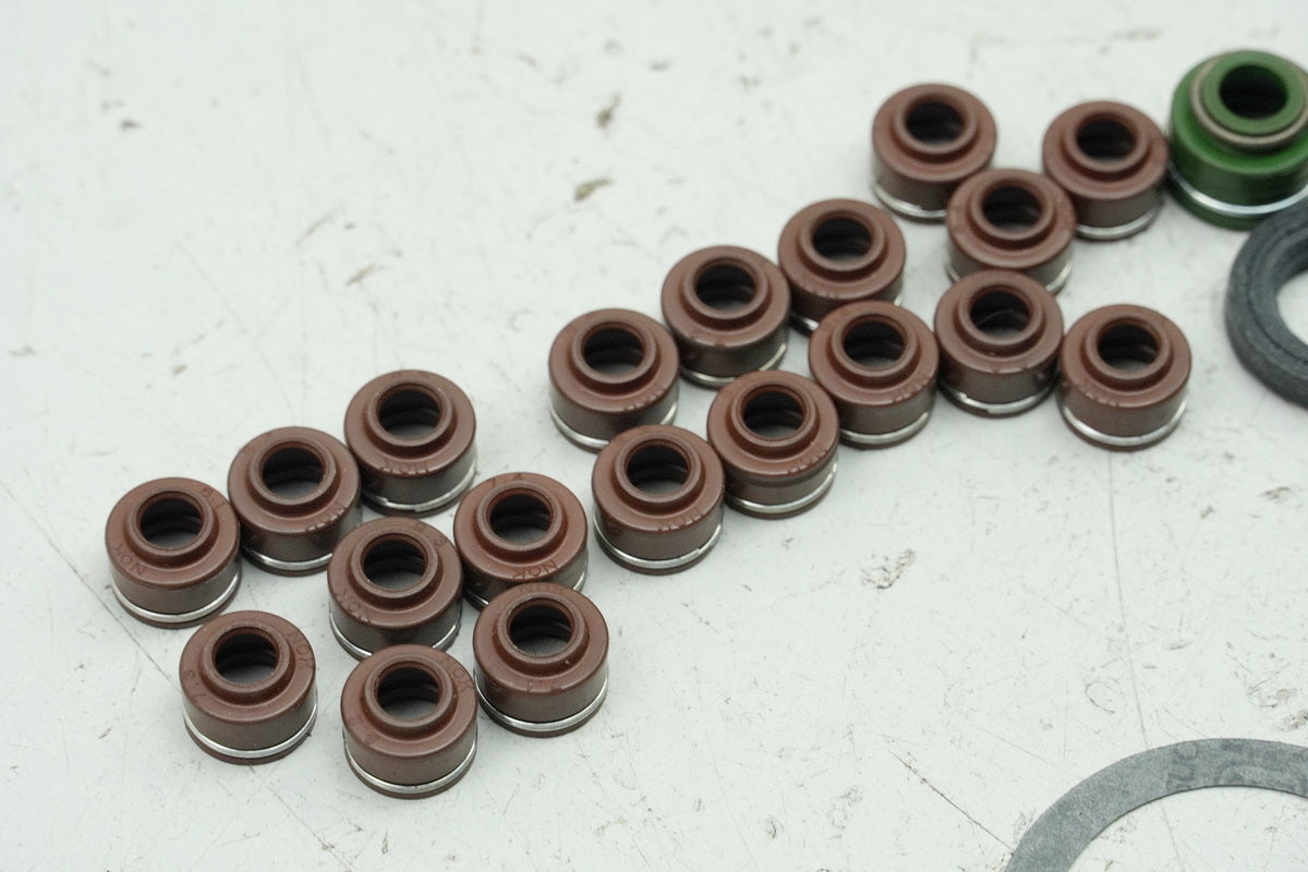 TRIUMPH Valve Stem Seals Gaskets for Cylinder Head Engine