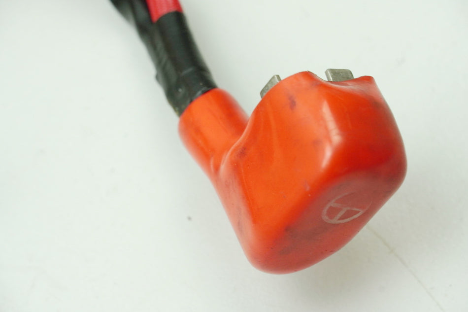 HONDA CBR 1100 XX SC35 Cable positivo batería 32401-MAT-E00