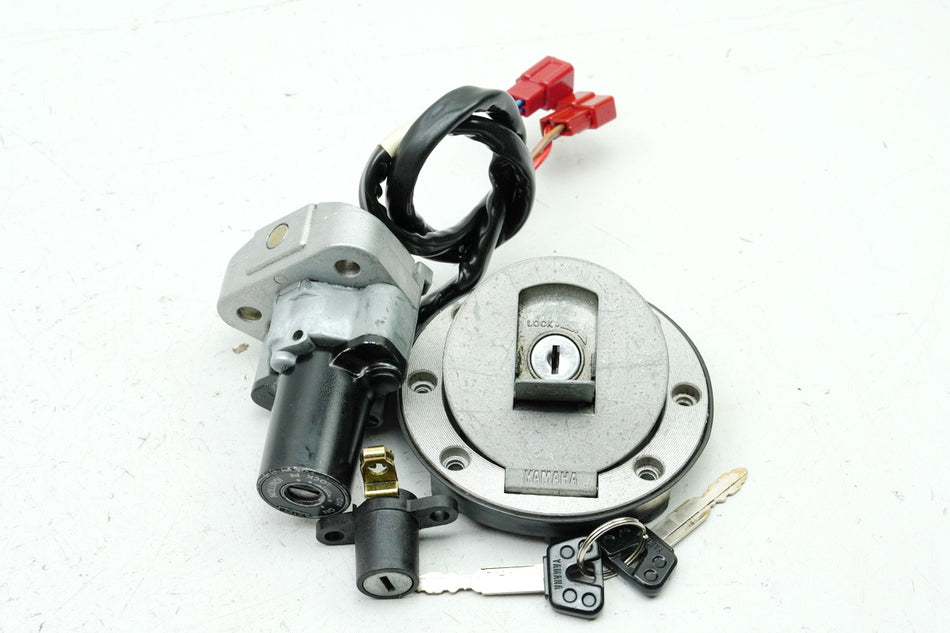 YAMAHA FZS 600 RJ02 FAZER Kit de cerraduras, cerradura de encendido, tapa de combustible, 2 llaves