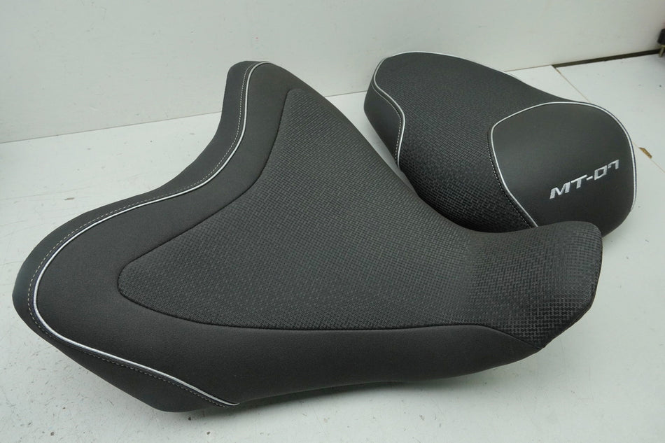 YAMAHA MT07 RM04 Asiento del conductor Asiento del pasajero Asiento Bagster Asiento NUEVO
