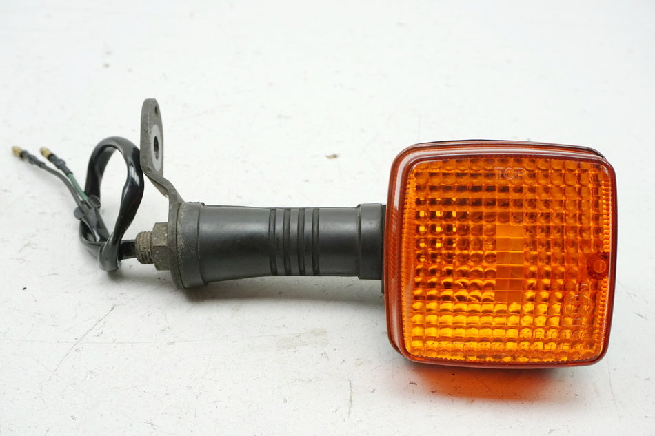 YAMAHA SR 125 10F Intermitente trasero derecho