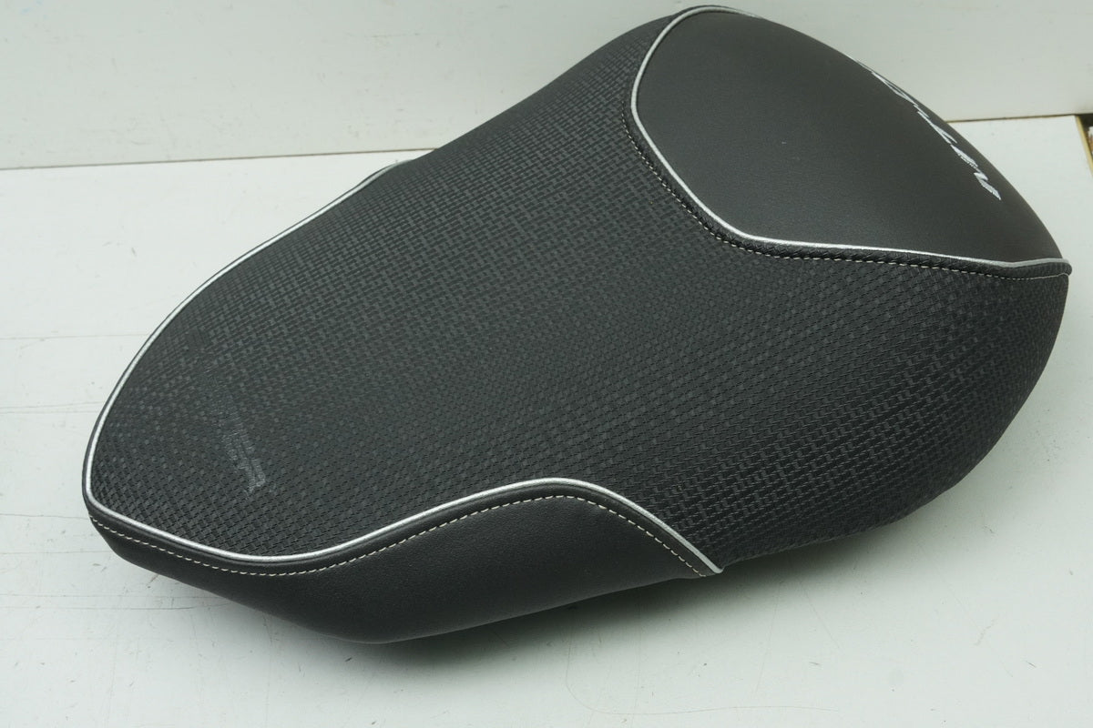 YAMAHA MT07 RM04 Fahrersitz Sitz Soziussitz Bagster Sitzbank Seat NEU