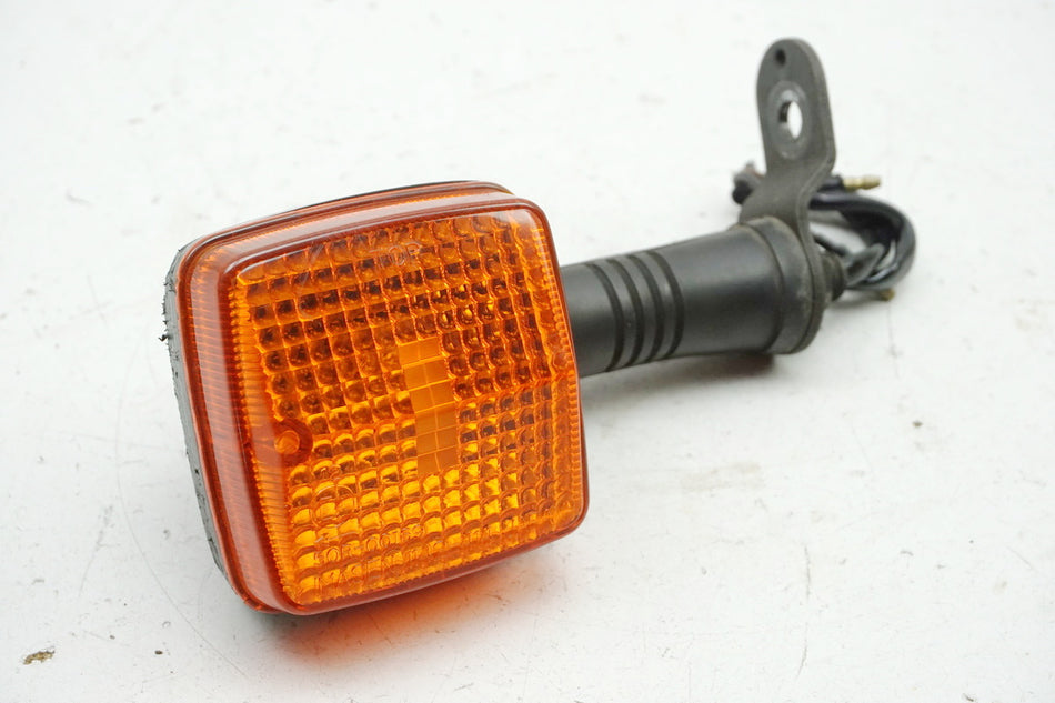 YAMAHA SR 125 10F Intermitente trasero izquierdo