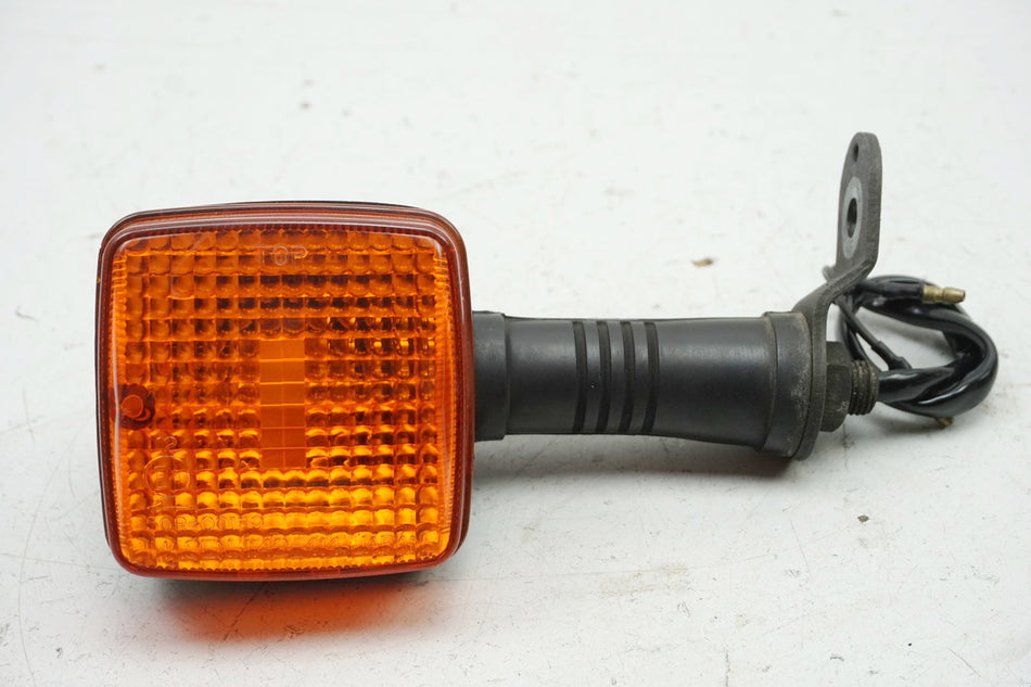 YAMAHA SR 125 10F Intermitente trasero izquierdo