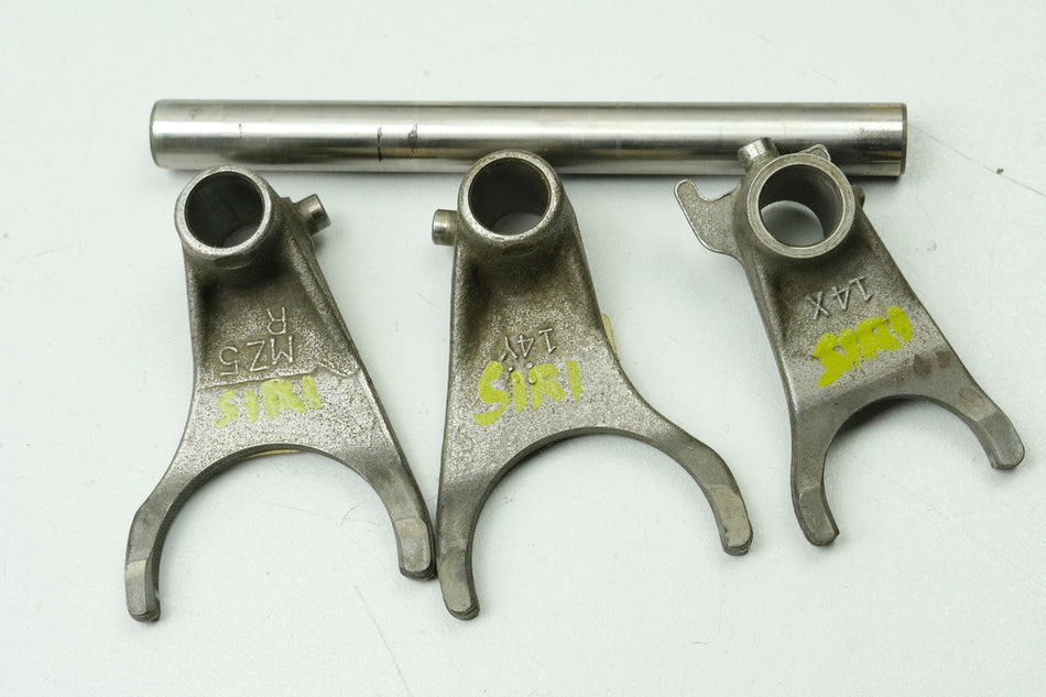 HONDA VFR 800 RC46 Schaltklauen Schaltgabeln (für Getriebe Motor) 98-01
