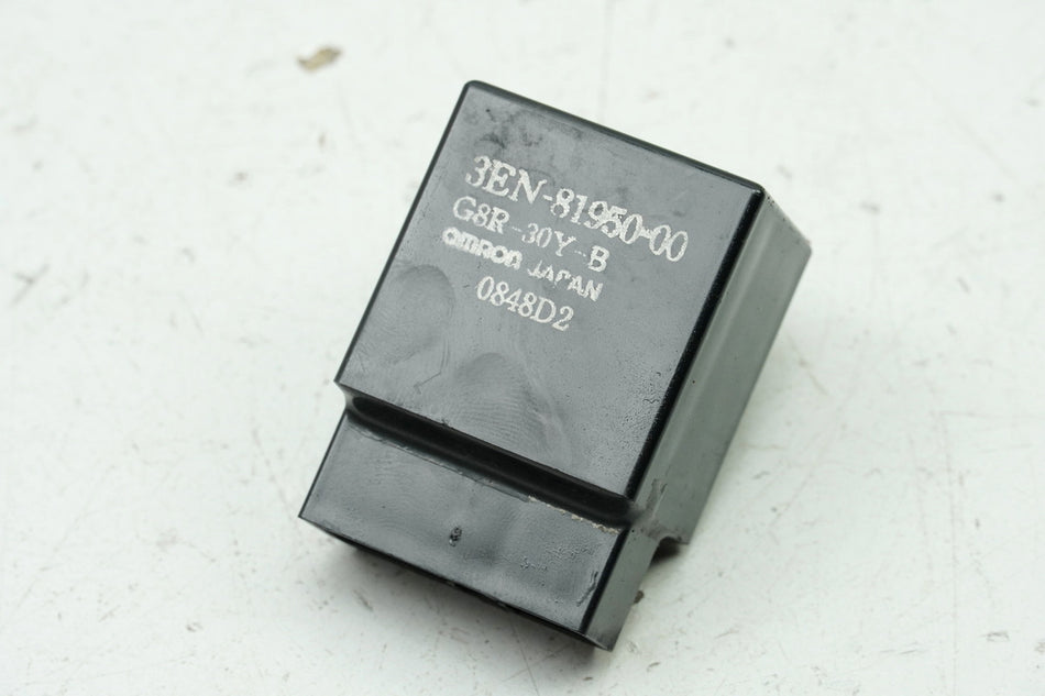 YAMAHA FZS 600 RJ02 FAZER Relais Omron Benzinpumpe 3EN-81950-00