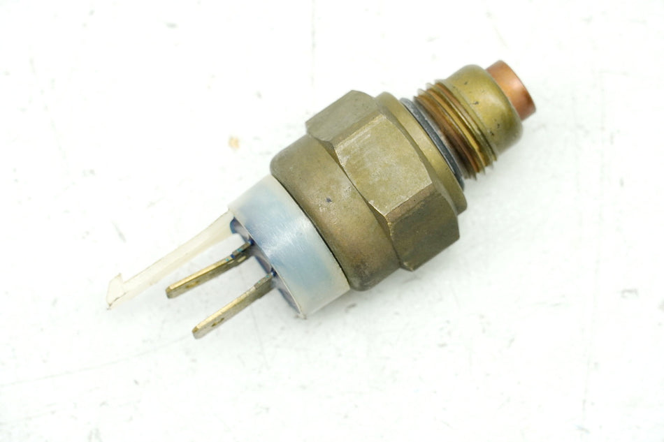 YAMAHA FZS 600 RJ02 FAZER Thermoschalter (für Kühler Thermostat)