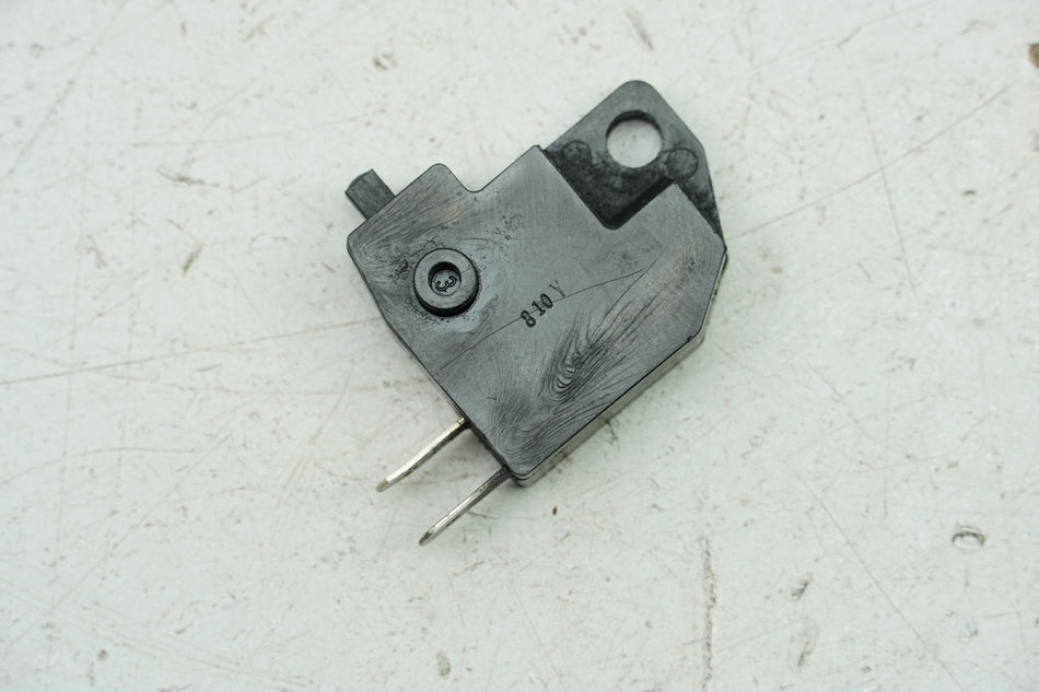 YAMAHA FZS 600 RJ02 FAZER Interruptor de luz de freno delantero