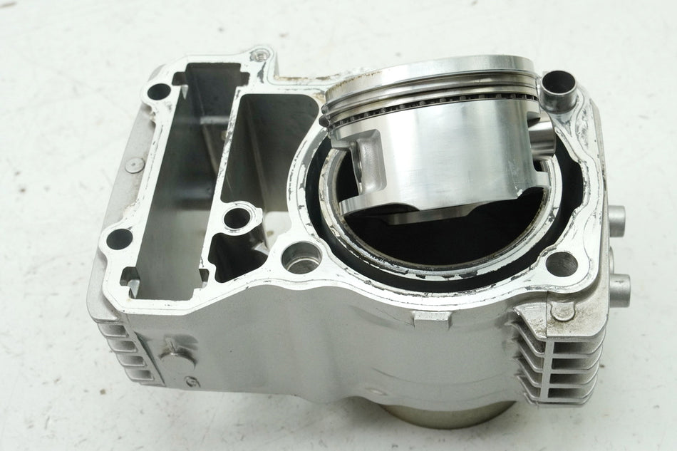 HONDA XL 600 PD06 TRANSALP Zylinder hinten & Kolben (für Motor)
