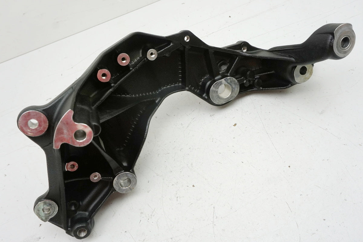 MV AGUSTA BRUTALE 800 DRAGSTER RR B322BB Frame brace right. Mount swingarm engine