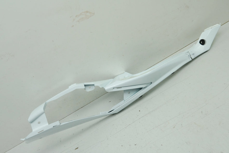 SUZUKI GSX-R 750 WVCW K8 K9 L0 600 Heckverkleidung rechts innen Abdeckung Cover
