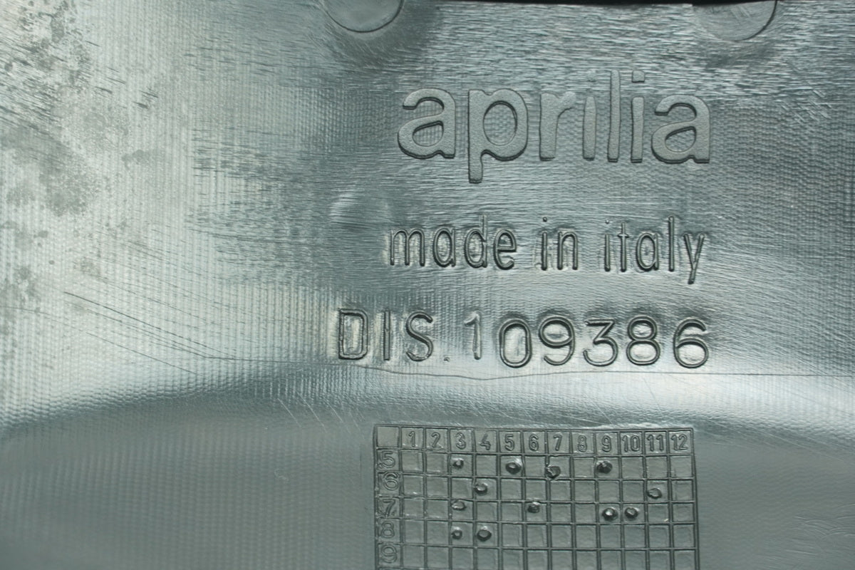 Aprilia Pegaso 650 Strada Tankabdeckung hinten Cover Blende Tank Verkleidung