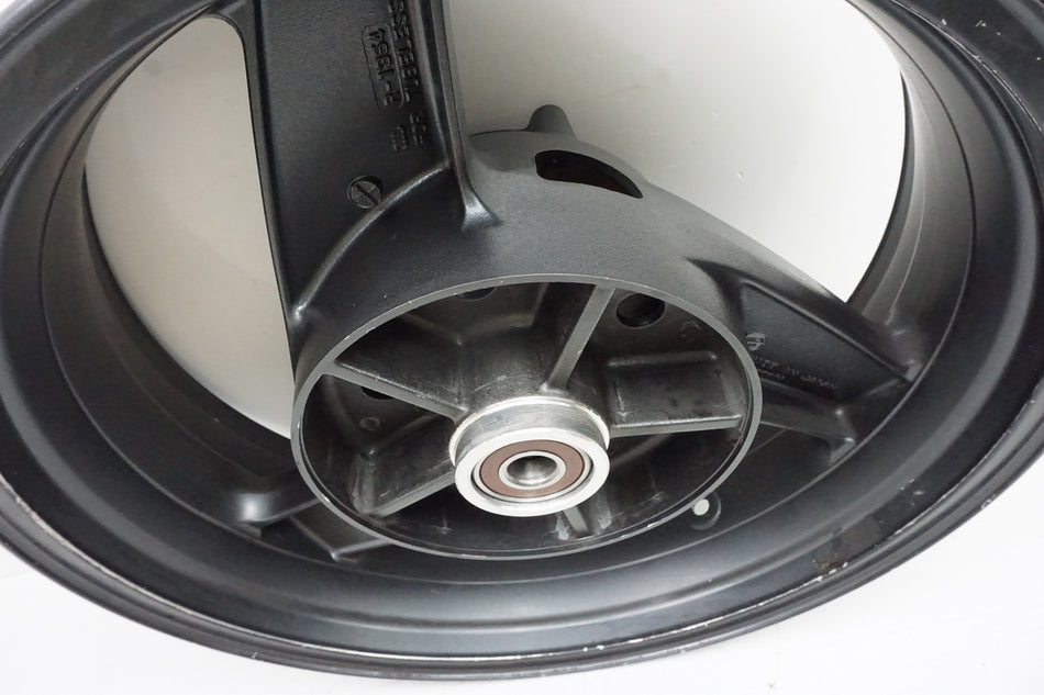 KAWASAKI GPZ 1100 ZXT10E Llanta trasera J 17 x MT 5.00 Rueda trasera R 1354