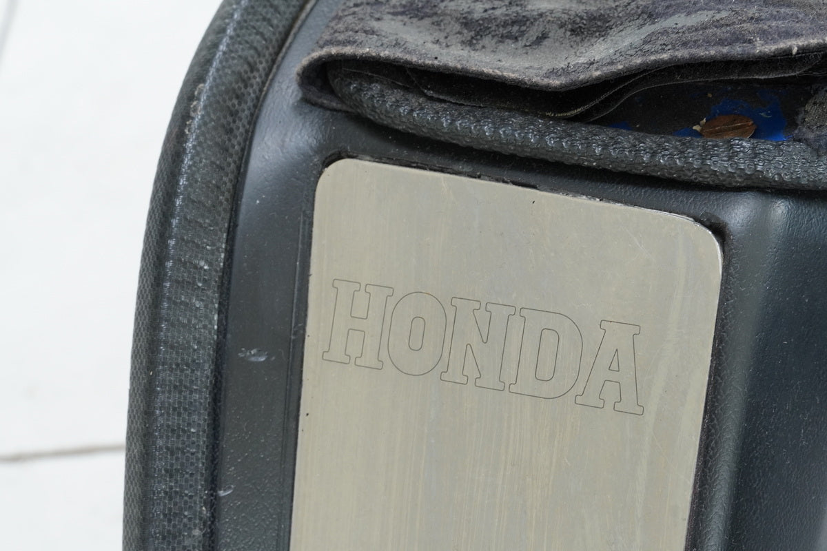 HONDA GL 500 PC02 SILVER WING Front Fairing Headlight Indicator Windshield Cowling