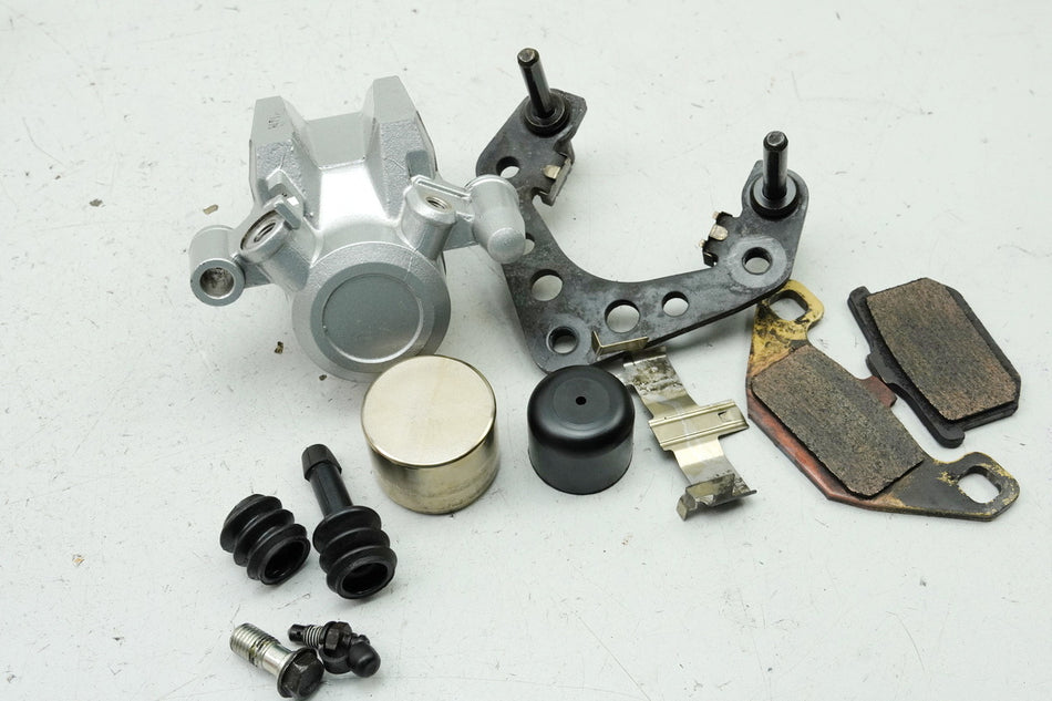 Kawasaki EL 252 EL 250 B Eliminator Bremssattel vorn Bremszange Bremskolben