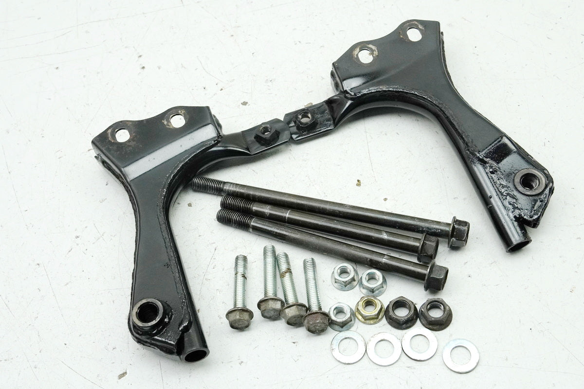 Kawasaki EL 252 EL 250B Eliminator Soporte Motor Eje Tornillos Soporte Motor