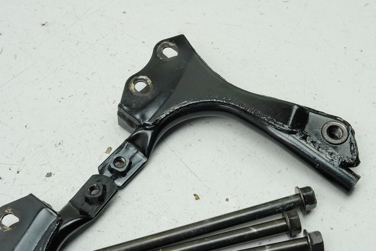 Kawasaki EL 252 EL 250B Eliminator Soporte Motor Eje Tornillos Soporte Motor