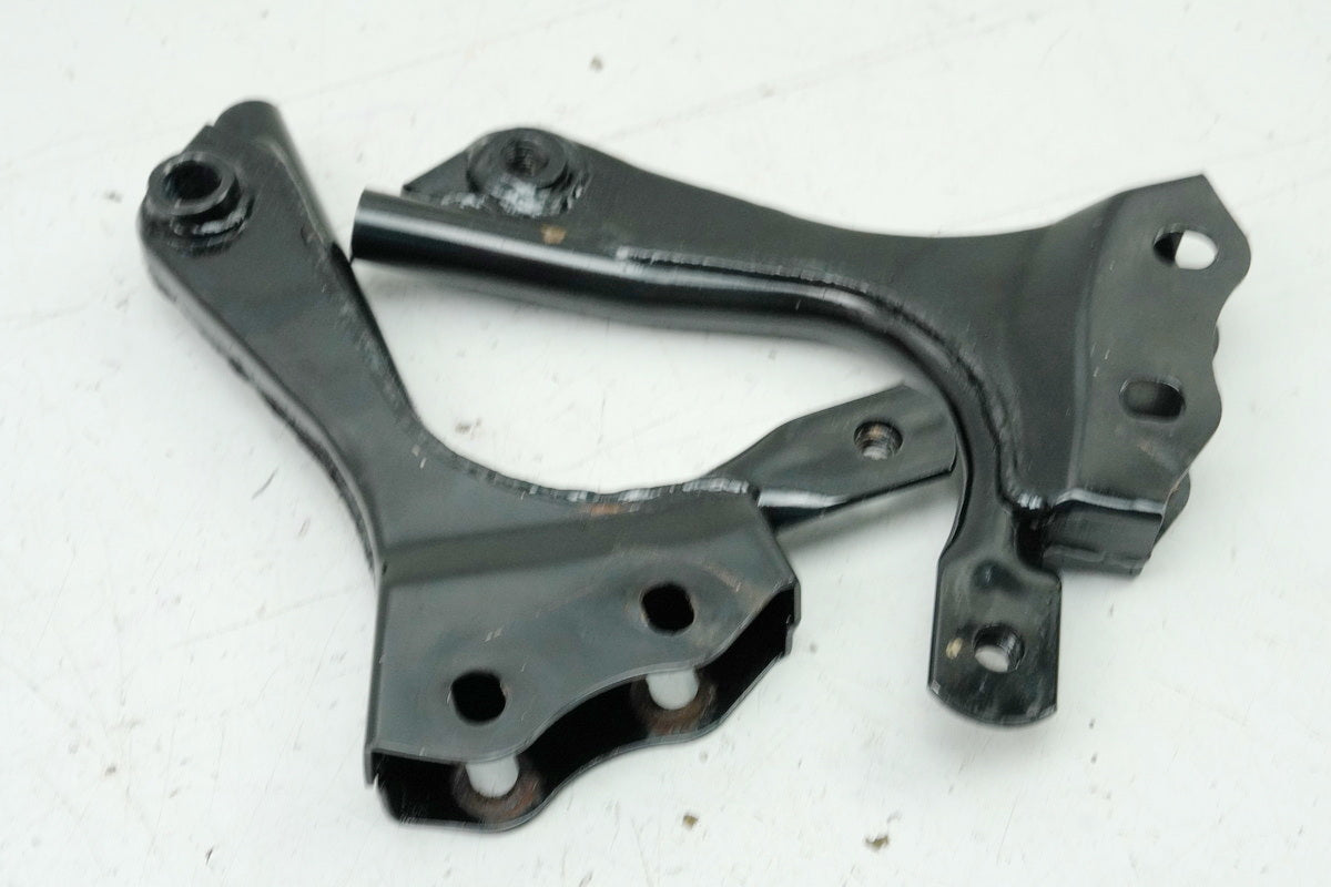 Kawasaki EL 252 EL 250B Eliminator Soporte Motor Eje Tornillos Soporte Motor