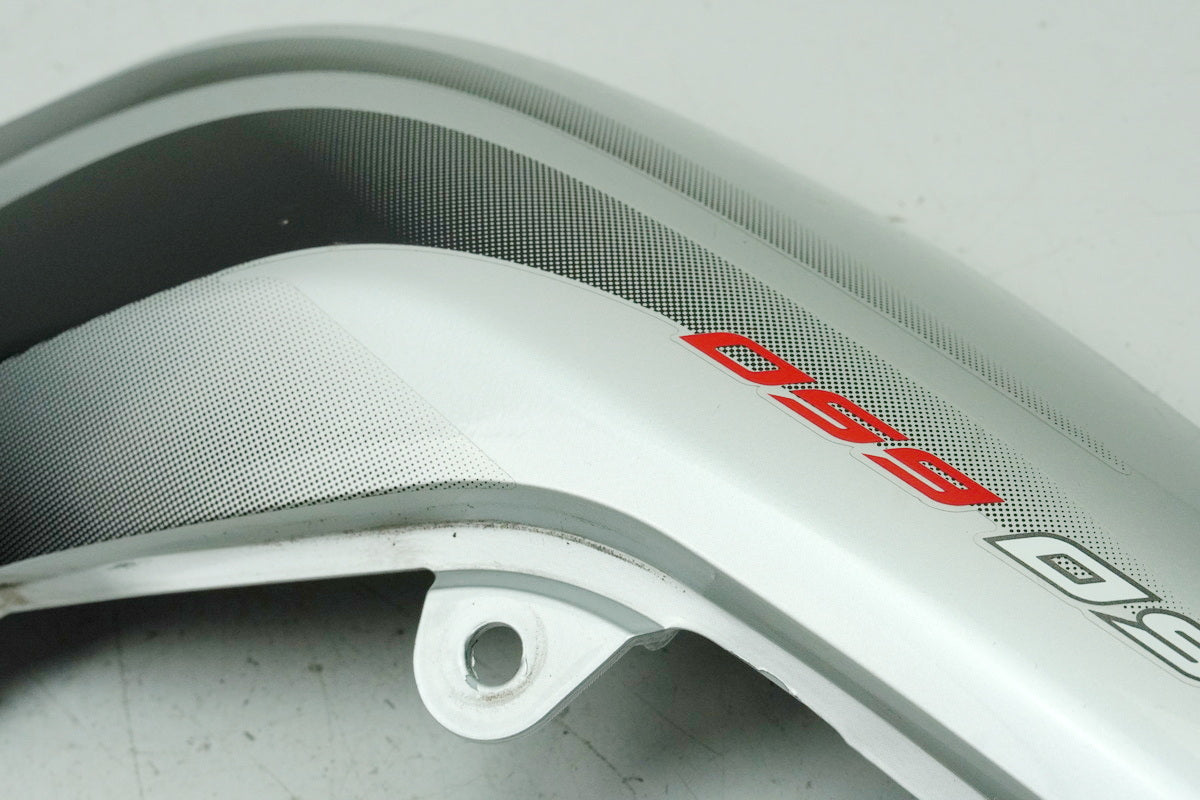 Aprilia Pegaso 650 Strada Heckverkleidung rechts Abdeckung Cover Seitendeckel