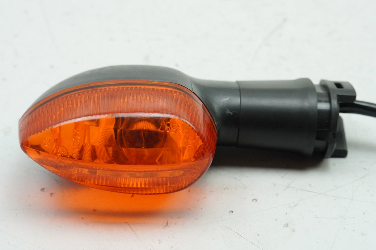 YAMAHA YZF R6 RJ15 Left Rear Turn Signal original 2C0-83330-00-00