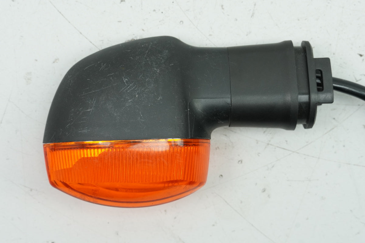 YAMAHA YZF R6 RJ15 Left Rear Turn Signal original 2C0-83330-00-00