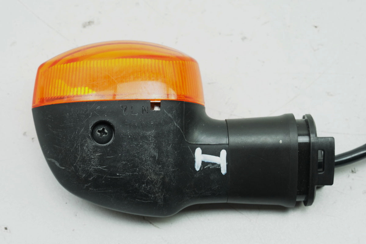 YAMAHA YZF R6 RJ15 Left Rear Turn Signal original 2C0-83330-00-00