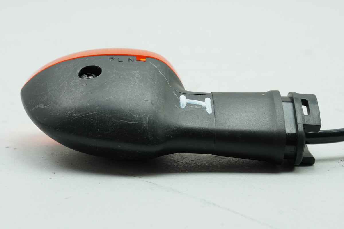 YAMAHA YZF R6 RJ15 Left Rear Turn Signal original 2C0-83330-00-00
