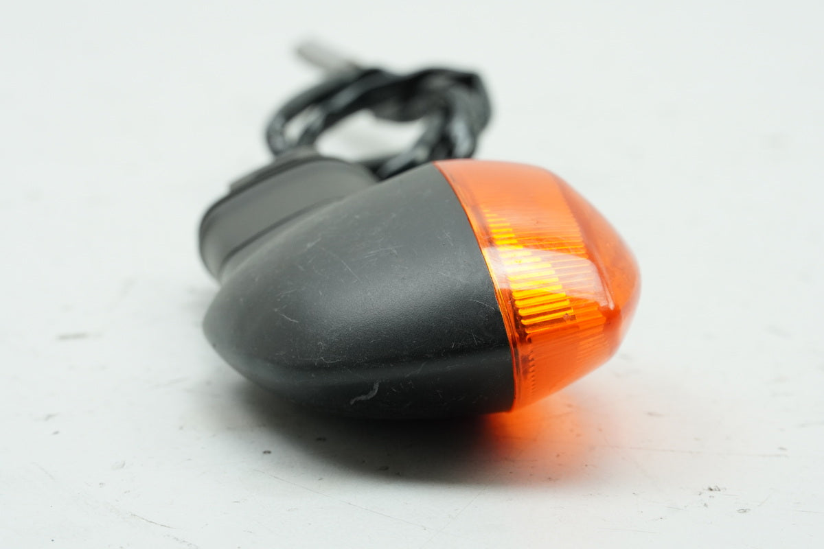 YAMAHA YZF R6 RJ15 Left Rear Turn Signal original 2C0-83330-00-00