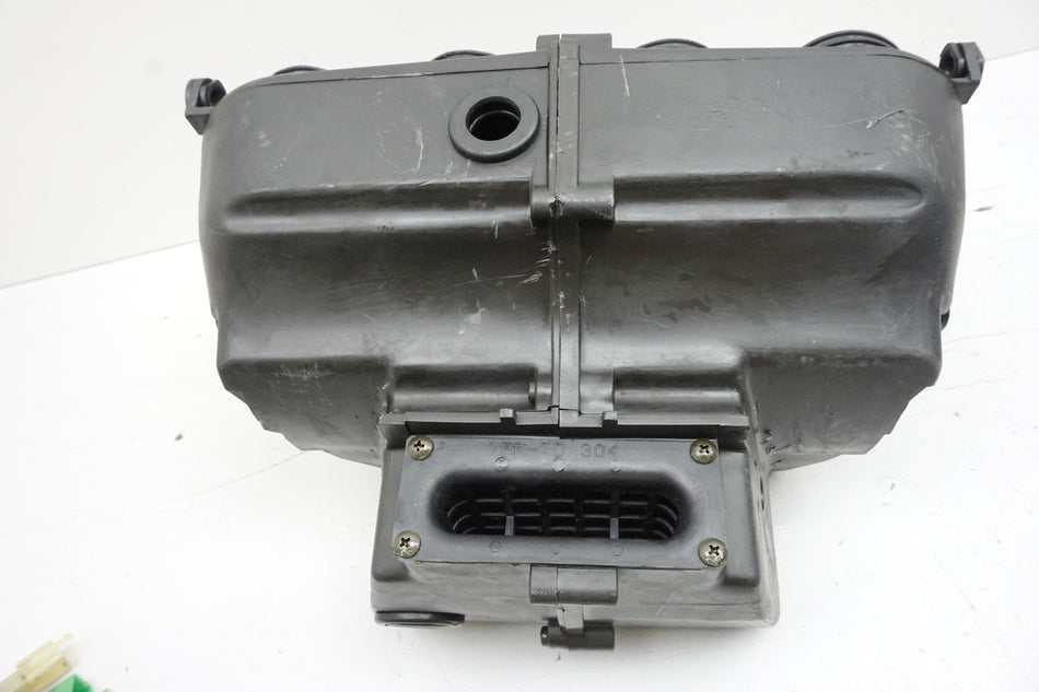 KAWASAKI GPZ 1100 ZXT10E Caja de filtro de aire Airbox