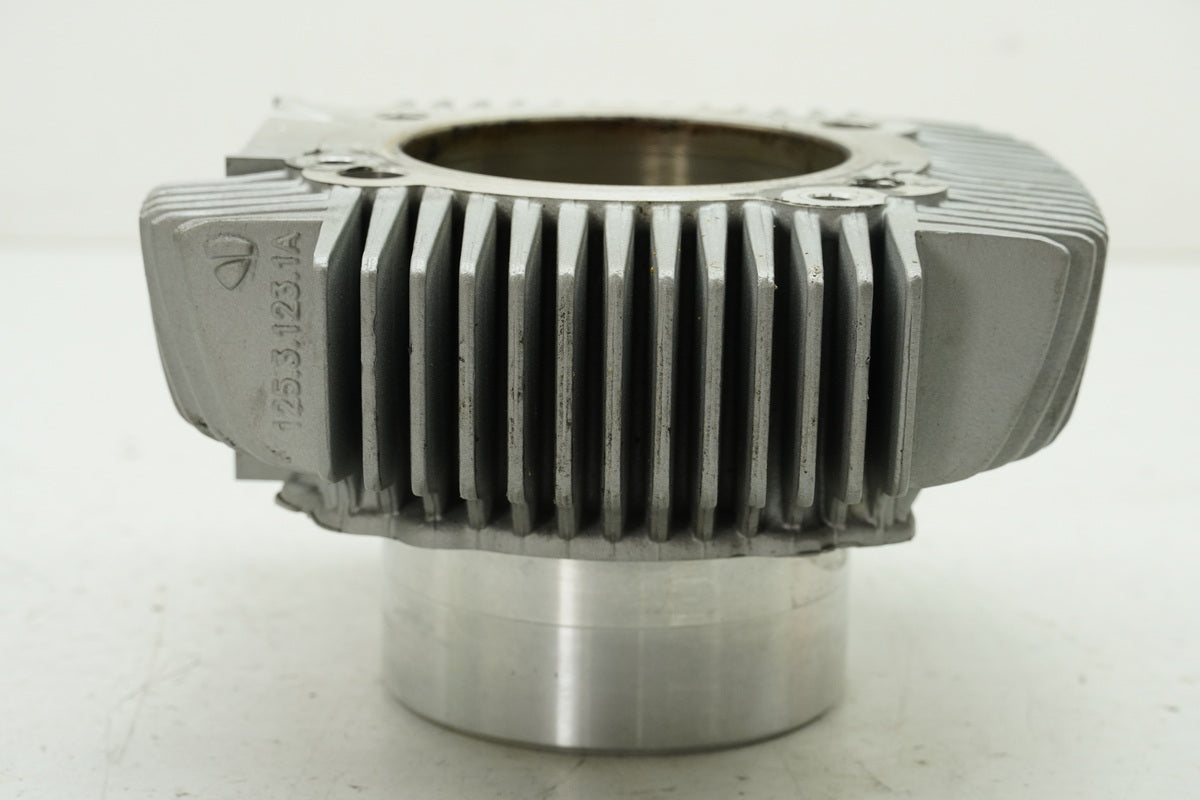 DUCATI MONSTER 696 ABS M5 Cylinder & Piston - horizontal (for engine) ONLY 1626km