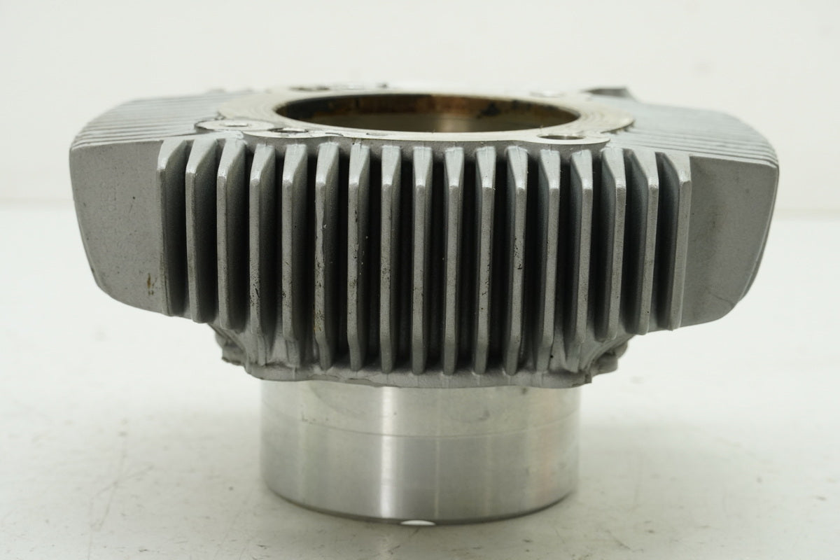 DUCATI MONSTER 696 ABS M5 Cylinder & Piston - horizontal (for engine) ONLY 1626km