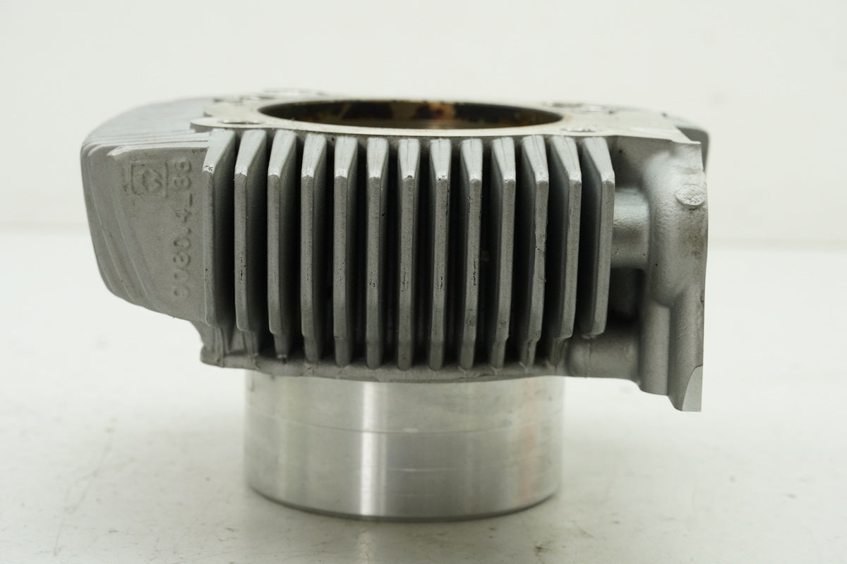 DUCATI MONSTER 696 ABS M5 Cylinder & Piston - horizontal (for engine) ONLY 1626km