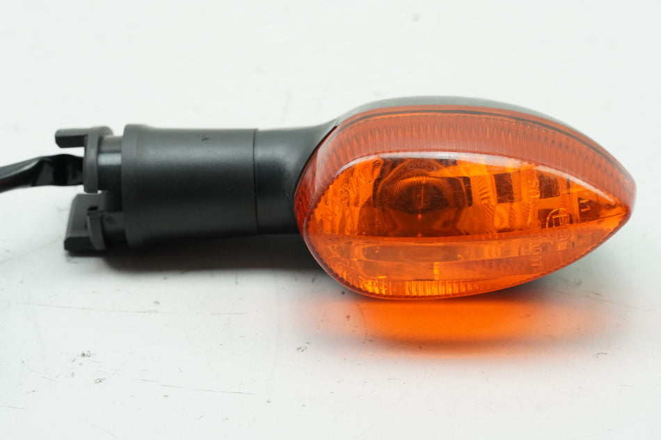 YAMAHA YZF R6 RJ15 Original Right Rear Turn Signal 2C0-83340-00-00