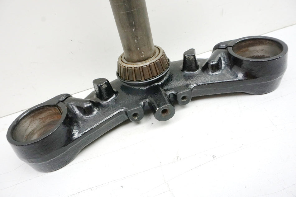 KAWASAKI GPZ 1100 ZXT10E Gabelbrücke unten Gabel Fork