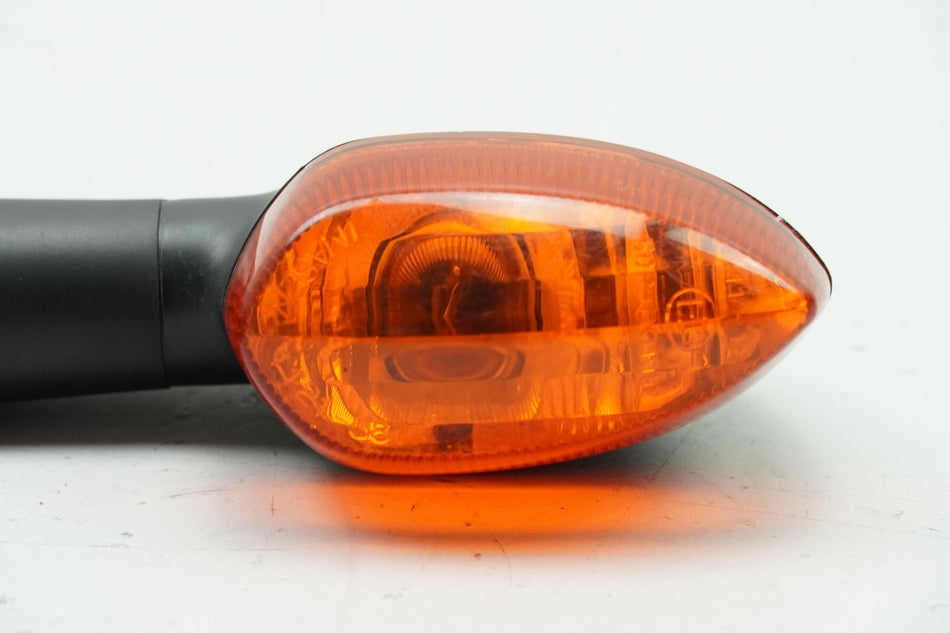 YAMAHA YZF R6 RJ11 Turn Signal Rear Right Original 2C0-83340-00-00