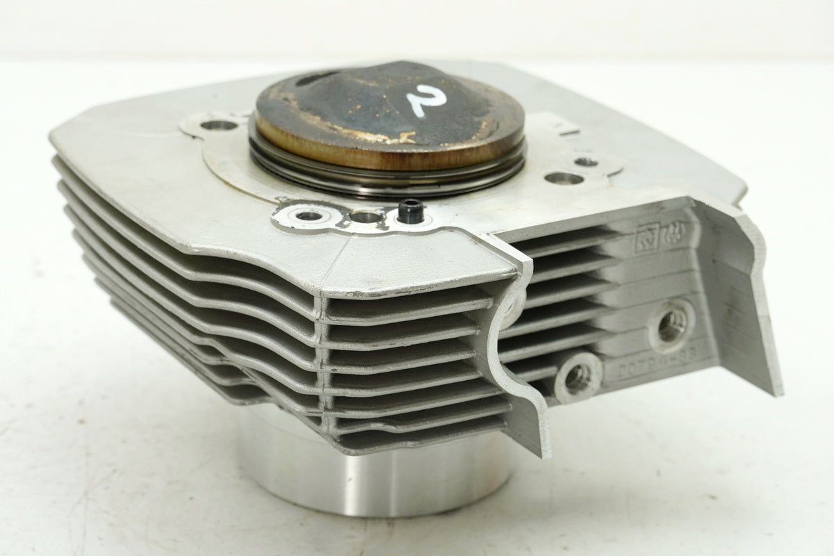 DUCATI MONSTER 696 ABS M5 Zylinder & Kolben - senkrecht (für Motor) NUR 1626km