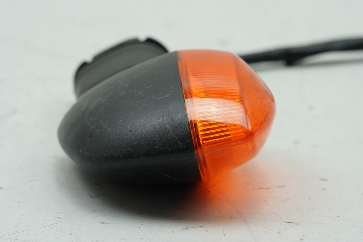 YAMAHA YZF R6 RJ15 Turn Signal Right Front Original 2C0-83320-00-00