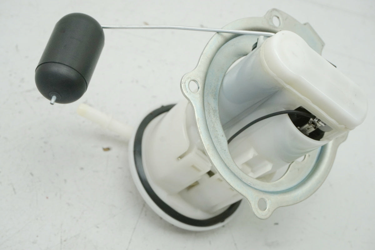 YAMAHA XSR 900 RN43 Fuel Pump