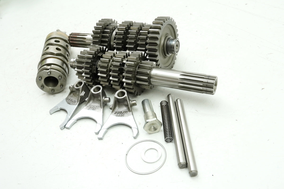 DUCATI MONSTER 696 ABS M5 Transmission Gearbox Shaft Gear Gear Selector Forks ONLY 1626km