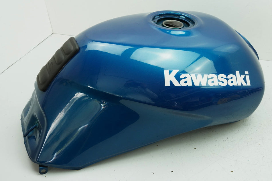 KAWASAKI GPZ 1100 ZXT10E Tank Benzintank Fuel Kraftstoffbehälter Kraftstofftank