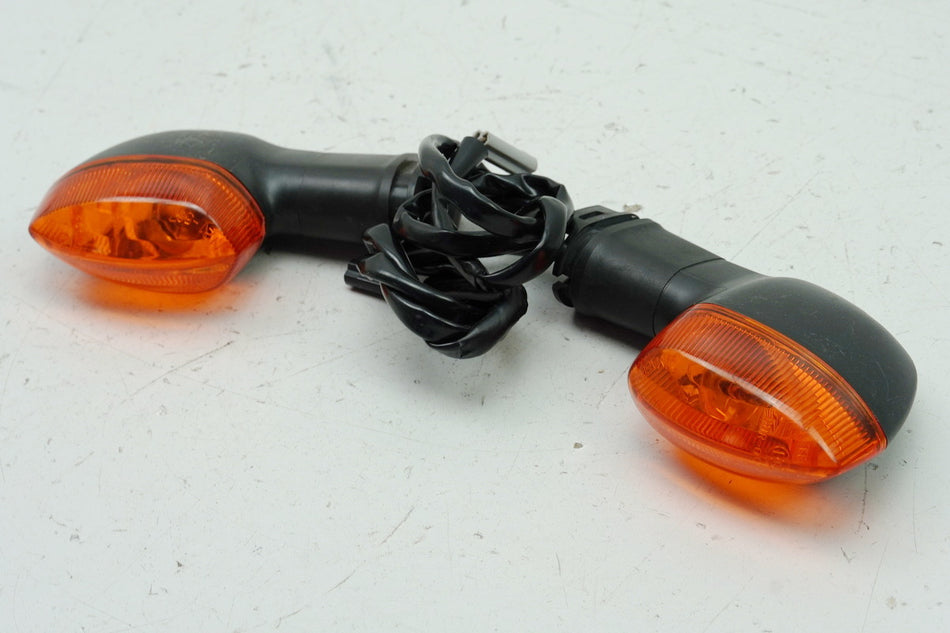 YAMAHA YZF R6 RJ15 turn signals left and right rear original pair 2C0-83330-00-00