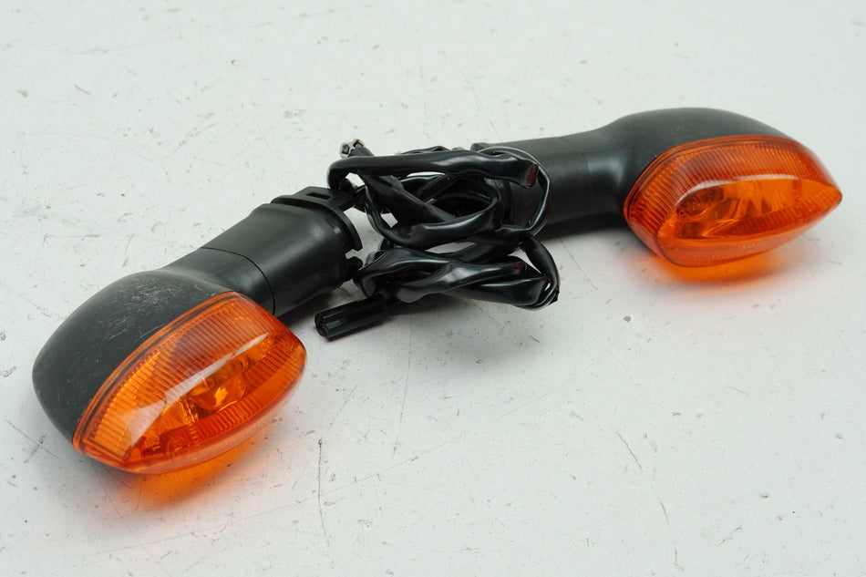 YAMAHA YZF R6 RJ15 turn signals left and right rear original pair 2C0-83330-00-00