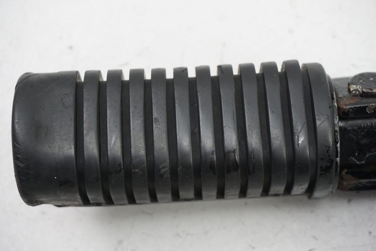HONDA GL 500 PC02 SILVER WING Reposapiés Izquierdo Conductor Soporte Estribo