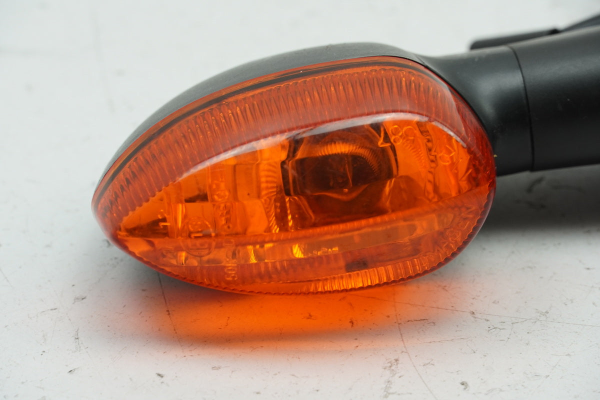 YAMAHA YZF R6 RJ11 Turn Signals Left and Right Rear Original Pair 2C0-83330-00-00