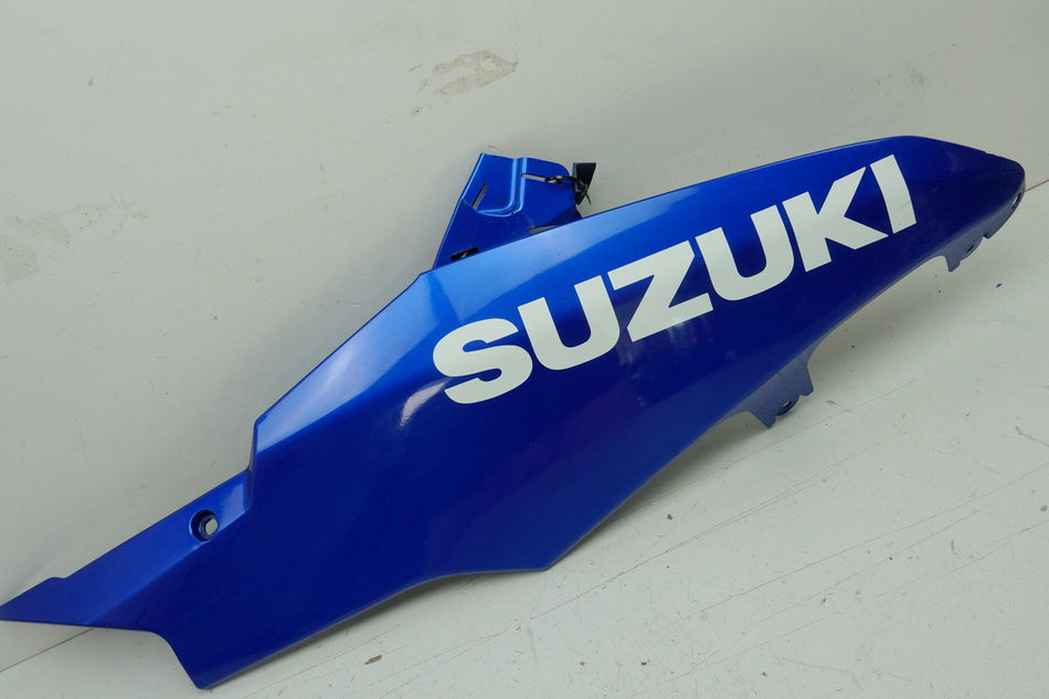 SUZUKI GSX-R 750 WVCW K8 K9 L0 600 Verkleidung Bug rechts Abdeckung Bugspoiler